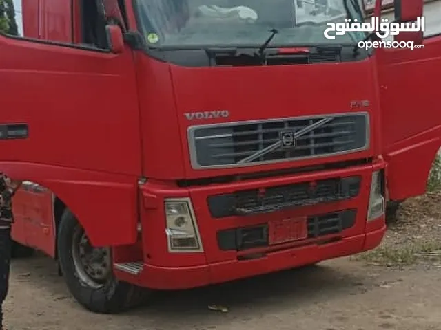 Tractor Unit Volvo 2003 in Ibb