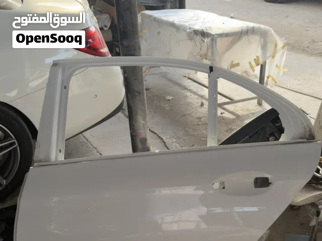 باب مرسيدس E-2017
