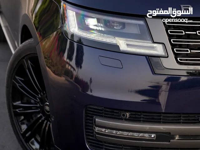 SUV Land Rover in Muscat