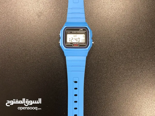 للبيع ساعه لون ازرق اصليه
