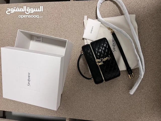Yves Saint Laurent YSL original Gaby Vanity mini bag black in an  حقيبة ماركةExcellent condition