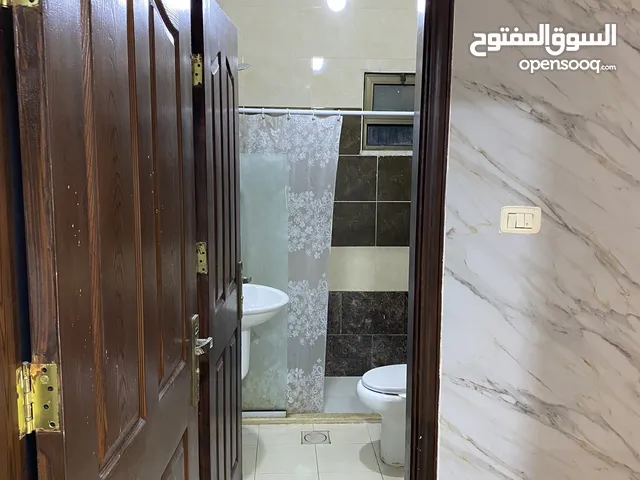 65 m2 Studio Apartments for Rent in Amman Daheit Al Rasheed