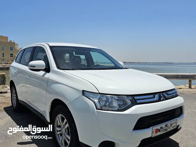 MITSUBISHI OUTLANDER 2014 EXCELLENT CONDITION MODEL FOR SALE