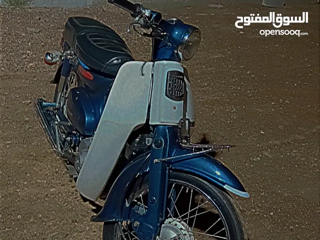 Honda CB500X 2018 in Al Dakhiliya