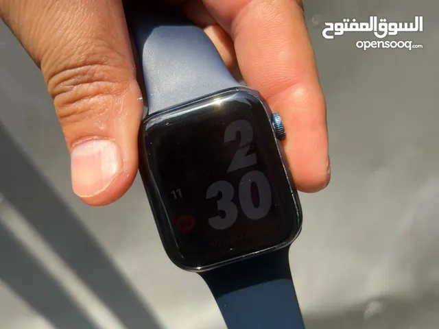 ساعه ابل جيل سادس حجم 44 للبيع نضيفه كلش