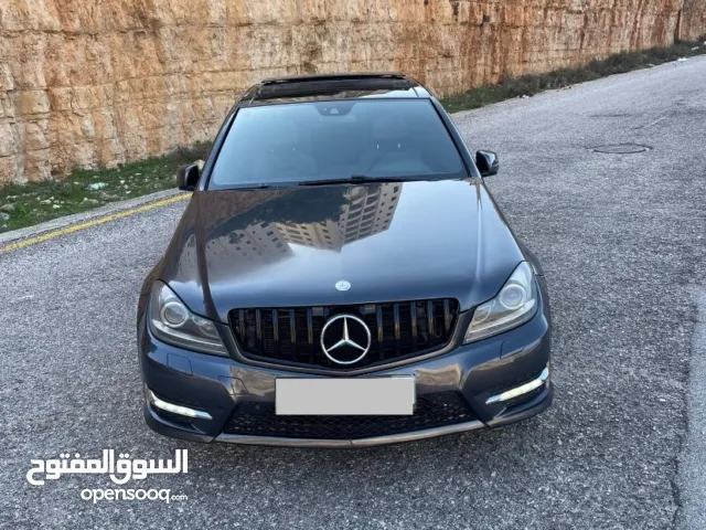 Mercedes c200 Amg بويه شركة  فلللللللللللل مع بانوراما بحاله الوكاله