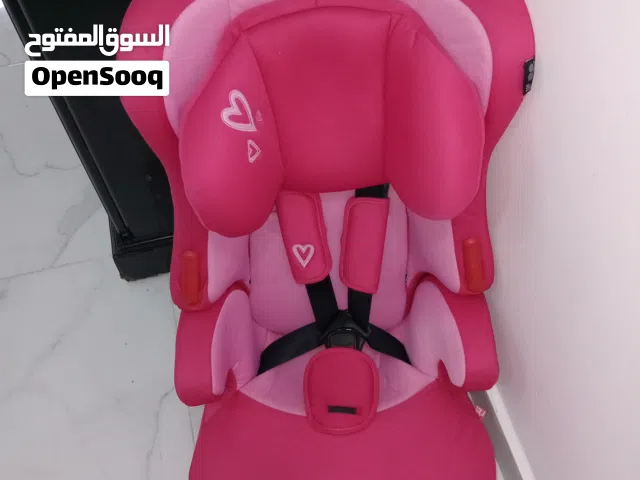 للبيع مقعد سيارة للأطفال من نوع Moon Tolo، والمصمم للفئات العمرية 1 و2 و3.