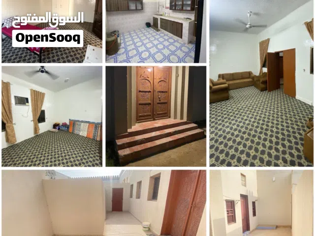 200 m2 2 Bedrooms Townhouse for Rent in Al Sharqiya Ja'alan Bani Bu Ali