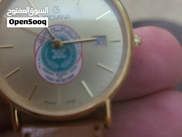 300 ساعه اصلي للبيع