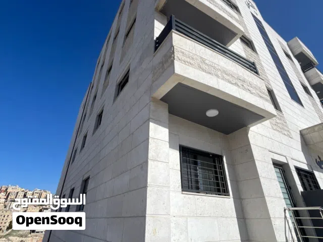 شقة في جبل الزهور 110 متر ب 45 الف طابق ثاني تشطيب حديث