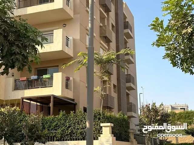 138 m2 2 Bedrooms Apartments for Sale in Cairo Fifth Settlement