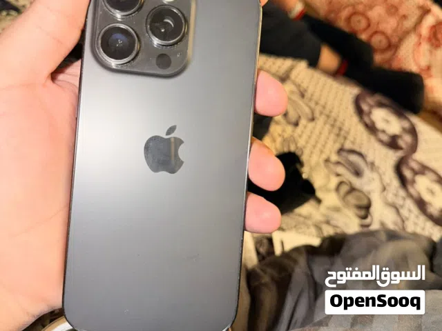 iPhone 16 pro black
