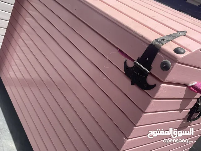صندوقين خشب