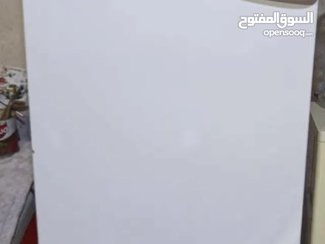 ثلاجة مستعملة