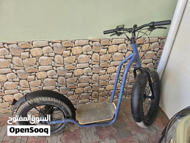 اسكوتر كهربائية ماركة اسباني القيمة جديد من البلد المنشأ