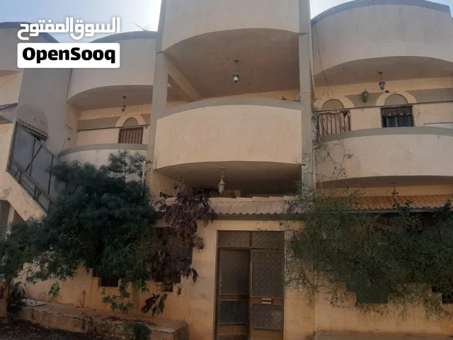 290 m2 More than 6 bedrooms Villa for Rent in Benghazi AL Khalij Al Arabi St