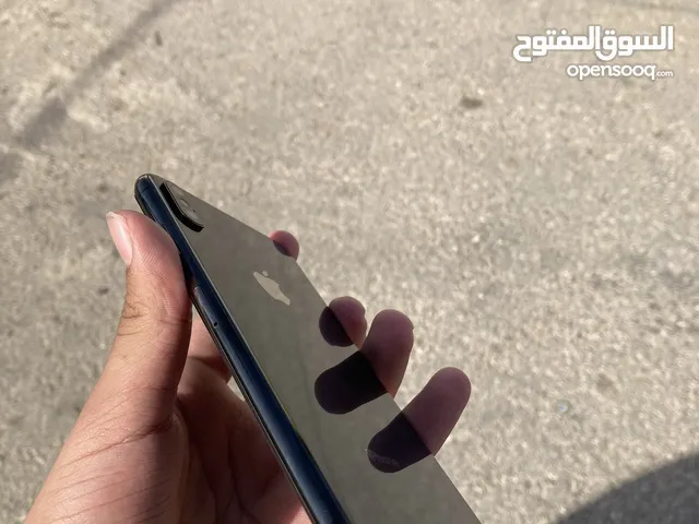 او للبدل على احدث Xs Max 256 g مش مفتوح