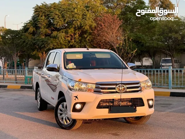 Used Toyota Hilux in Zarqa