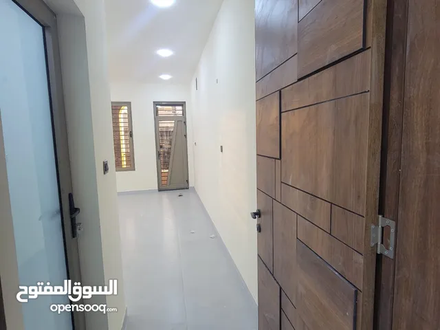 90m2 3 Bedrooms Townhouse for Sale in Baghdad Dora