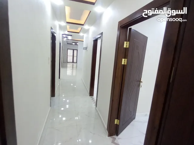 163 m2 3 Bedrooms Apartments for Sale in Zarqa Al Zarqa Al Jadeedeh