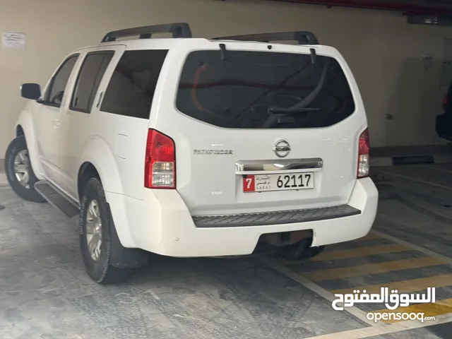 Nissan Pathfinder 2011 in Al Ain