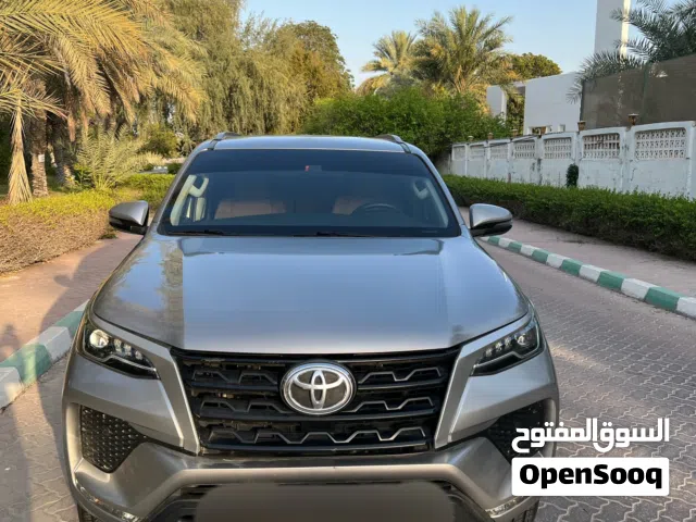 Toyota Fortuner 2022