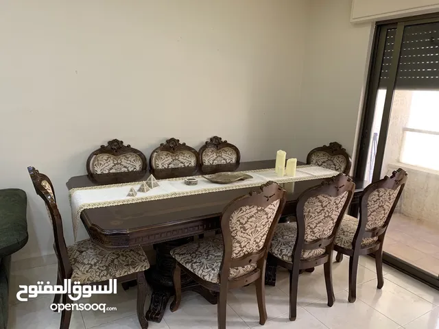 طاولة سفرة 8 كراسي خشب زان قماش ثقيل للبيع