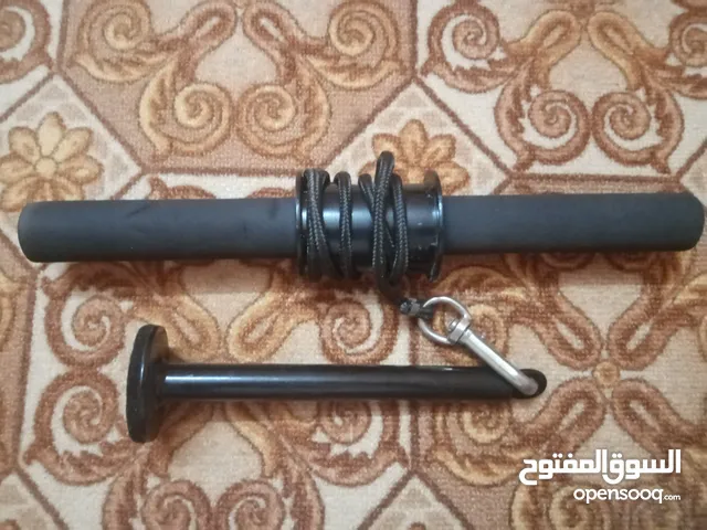 بيع بعض أدوات رياضيه