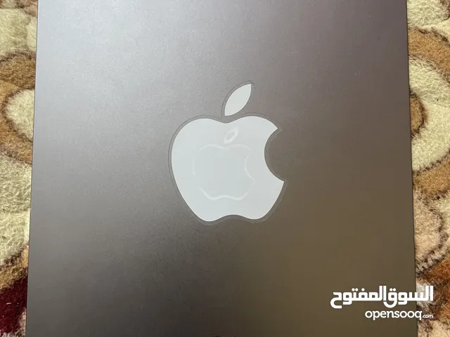 Apple iPad 128 GB in Basra