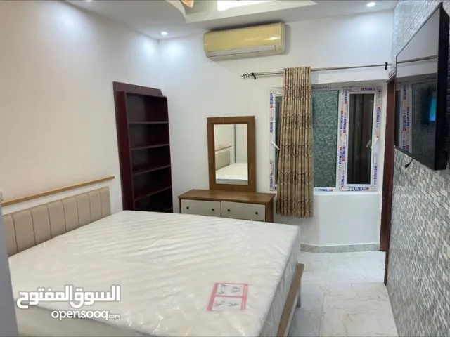 Stylish 1BHK Apartment in Alkhuwair  شقة جميلة جديدة حديثة بالخوير