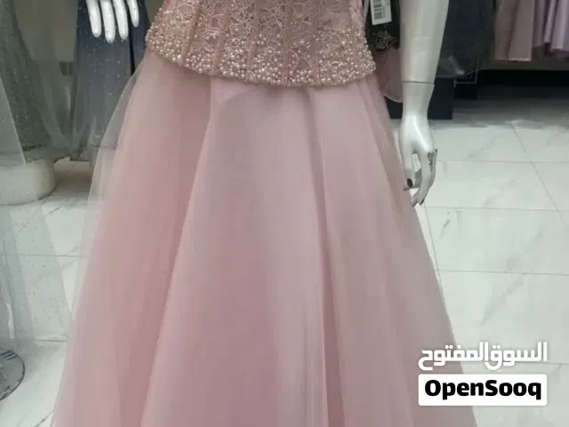 فستان ملكه او سهره