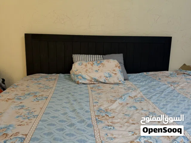 200X200 Bed with drawers + Matress