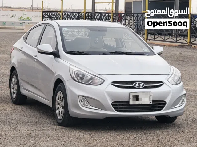 2016 Hyundai Accent Standard