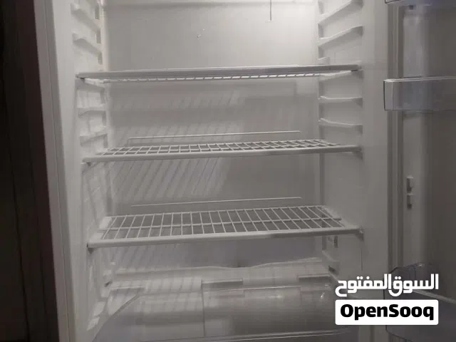 ثلاجة مستعملة