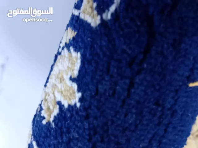 زولية 3×5 نظيفة جدا سعر 140 الف دينار