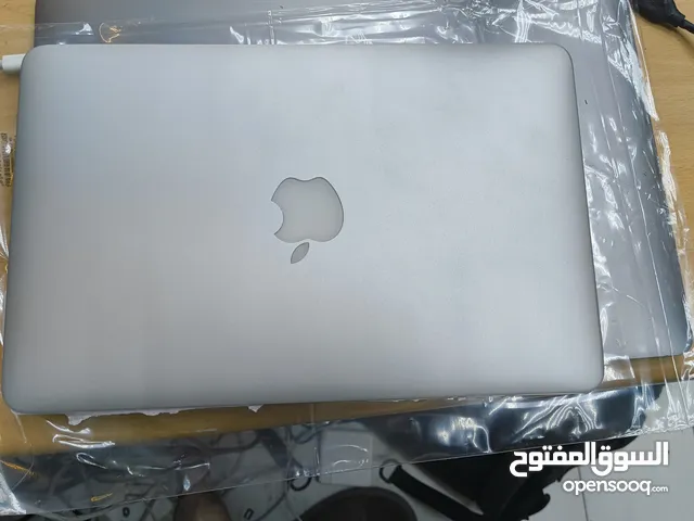 MacBook Air A1465 2015 Core i5 4GB Ram 128GB SSD 11" Quantity Available In UAE