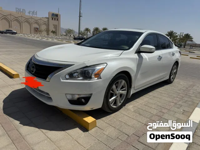 Used Nissan Altima in Al Dakhiliya