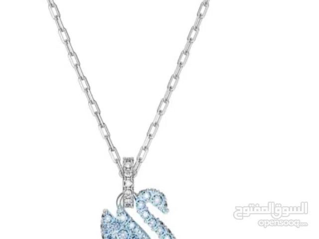 Swan necklace swarovski