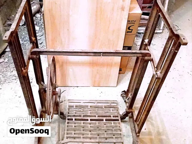 قاعده ماكينه خياطه