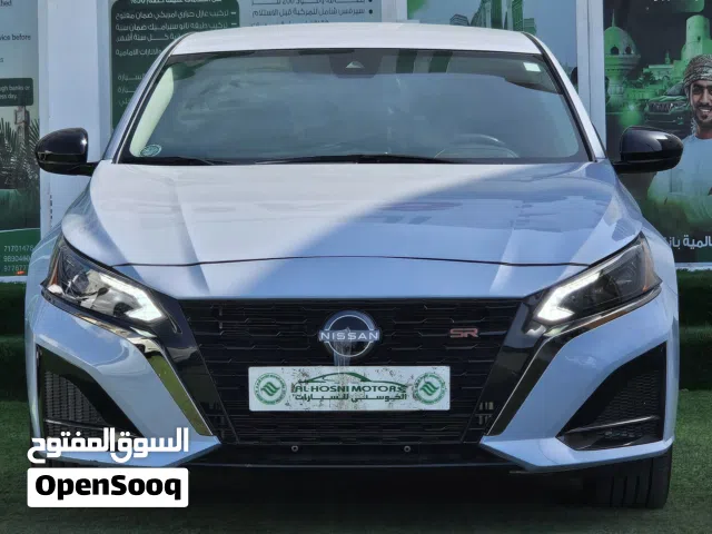2023 نيسان التيما SR