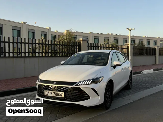 السلام عليكم متوفر B Y D كفالة عامة 2025 ماشيه 1731 سيارة ماماشيه بعده زيرو سياره جديده ونضيفه.