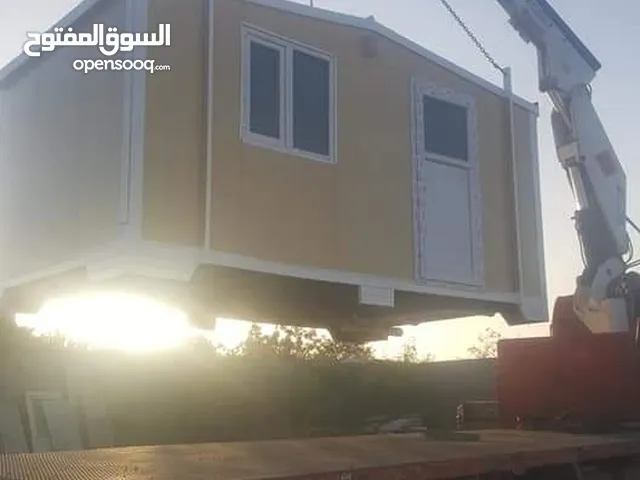 مصنع لتصنيع التريلات و عمل كمباوند للشركات
