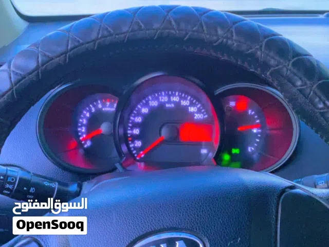 2012 كيا بيكانتو LX