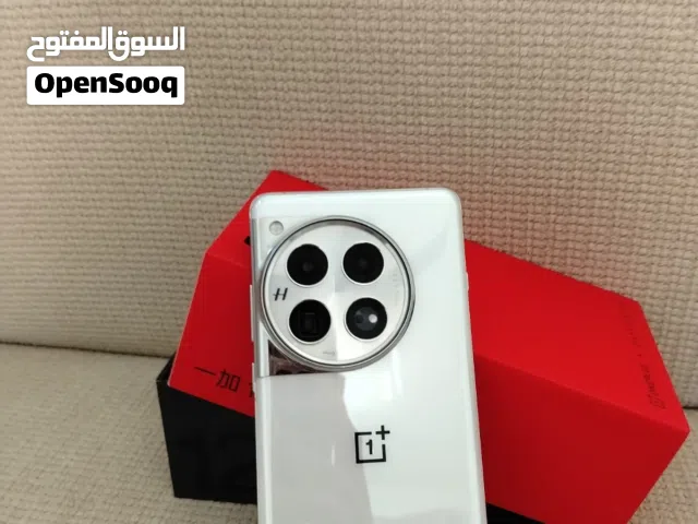 شبه مستخدم و تحت الضمان  one plus 12