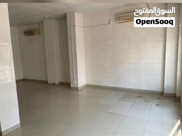 محل للايجار واجهه عالشارع في المعبيلة خلف بدر السما.A shop in Al Maabilah, with a frontage on the in