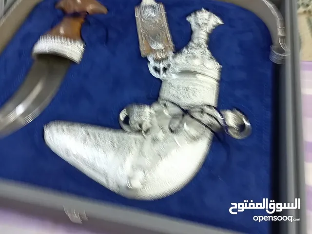 للبيع خنجر عماني جديد غير مستخدم