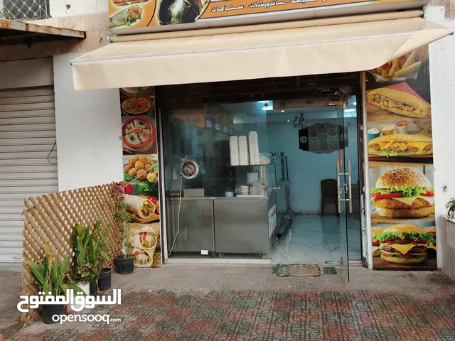 فرصه استثمارية مطعم للبيع بسعر مغري.