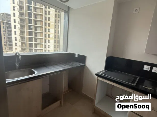 شقه للايجار فاضي ف ابراج ساويرس