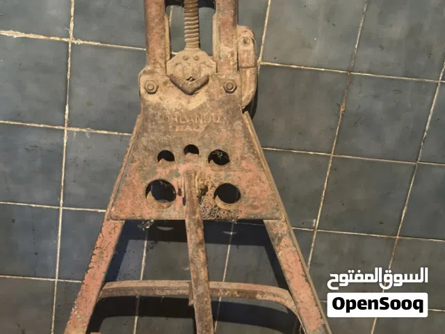 كواليتي وقصاص مواسير حديد