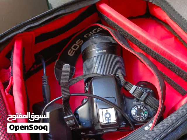 كانون 750d استعمال نظيف جدا شهر واحد فقط مع زوم وحقيبه وحزام وشاحن السعر 600٫000 وبي مجال